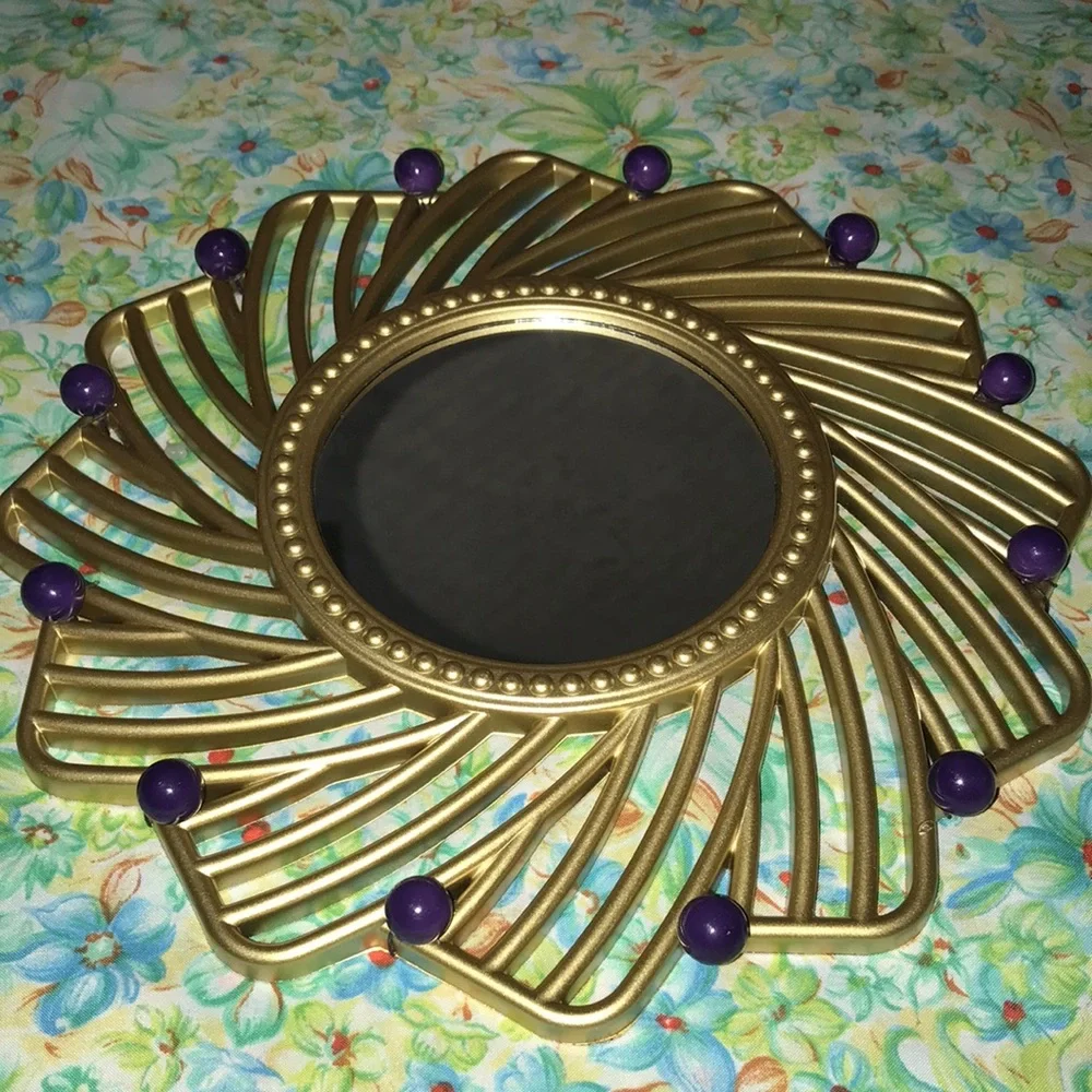 4/$10🌻🌻Beautiful set of gold & purple mirrors